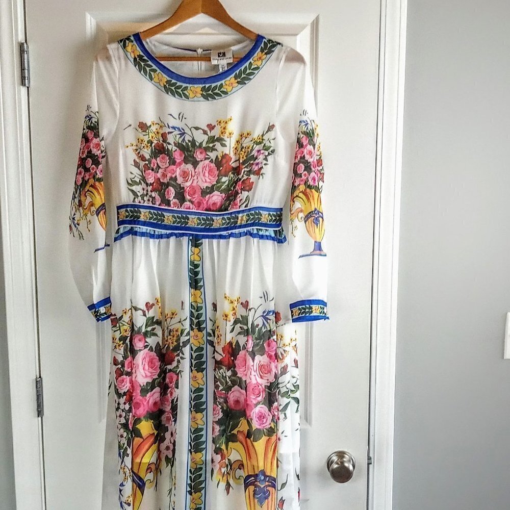 Vicky and Lucas Multicolor Floral Maxi Dress NWT - Picture 2 of 8
